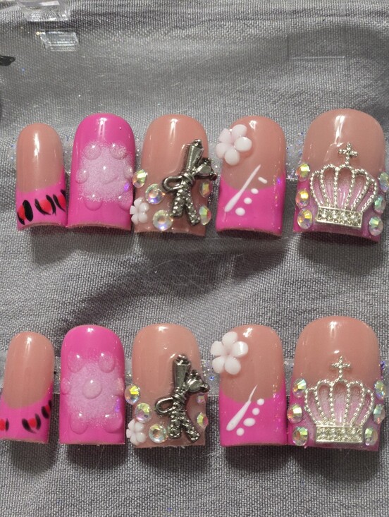 Handmade Other - Pink Crown & Bow 3D Press-On Nails